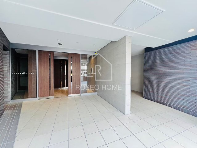 ユープテリア天王寺のエントランス