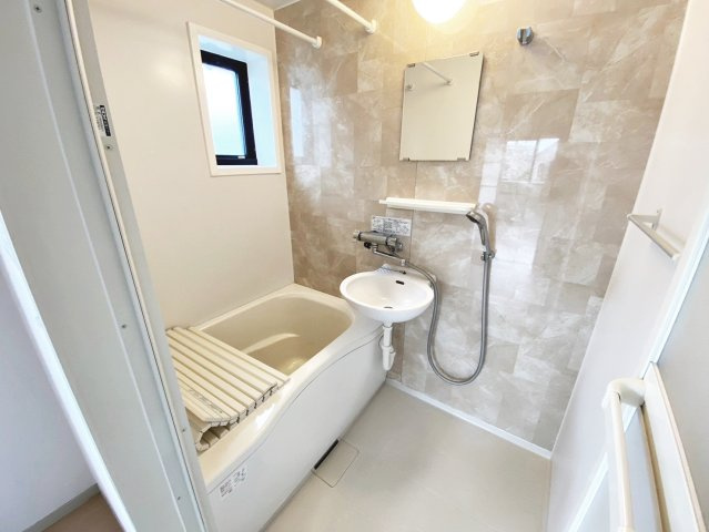 ガーデンハウス宝塚B棟の浴室