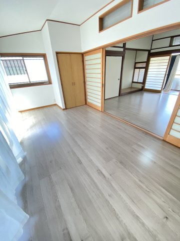 金古曽１丁目戸建の洋室|１階洋室(北側)
