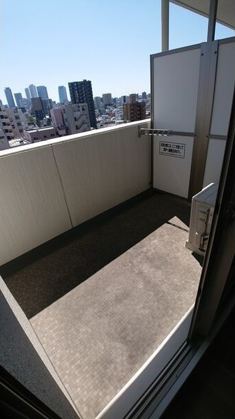 パルティール城西のバルコニー