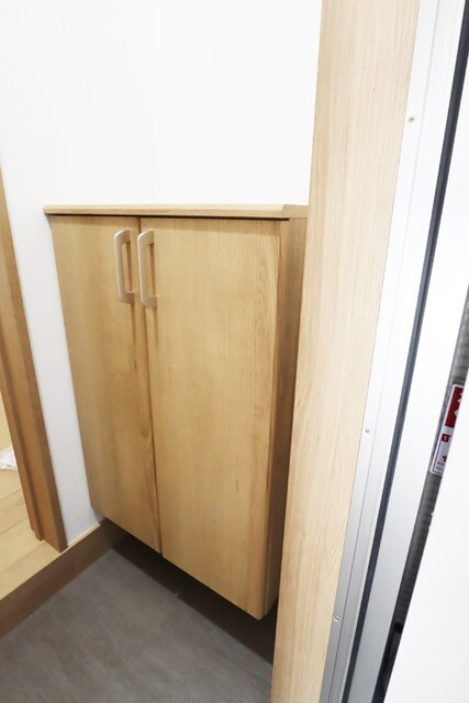 Shino王居殿 Aの玄関