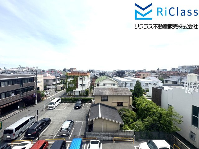 塚口コーポラスの展望|東側和室窓からの眺望です