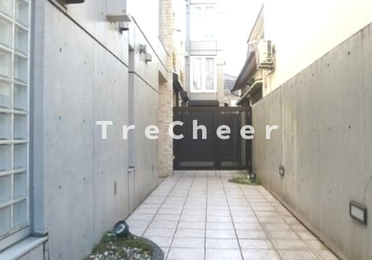 モデュロール東武練馬のエントランス