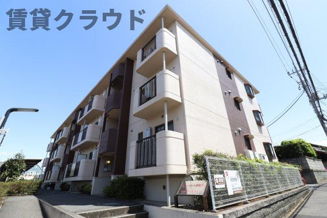 ビューコート学園台の外観|落ち着いた時間を過ごせるバルコニーです