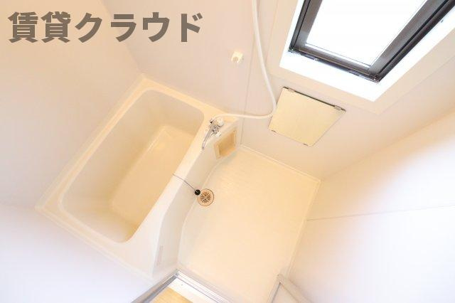 ビューコート学園台の浴室|コンパクトで使いやすいお風呂です