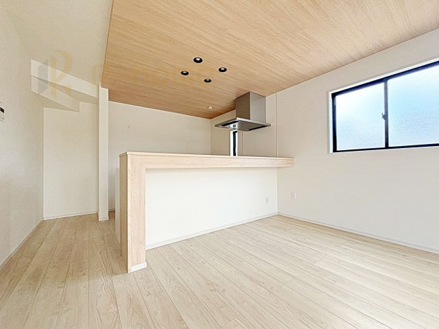 水戸市河和田1期　新築戸建て　2号棟のキッチン|対面式のカウンターキッチン！コンロ前も壁がない嬉しい仕様♪