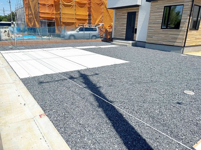 水戸市河和田1期　新築戸建て　3号棟の駐車場|カースペースは2台お停めいただけます♪