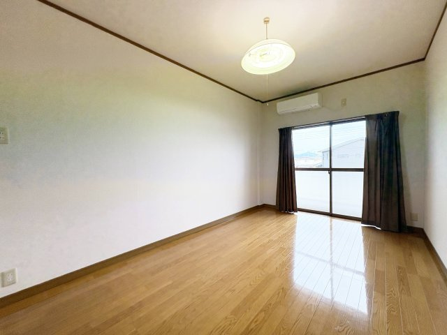 【居間・リビング】 | ワンルームグランドみつ