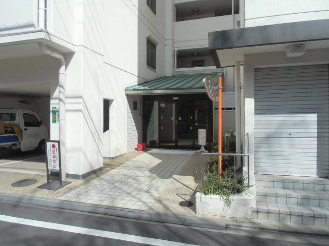 京都堀川グランドハイツの外観