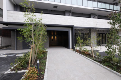 【エントランス】 | アーバネックス中崎町Ⅱ | 落ち着いたエントランスです