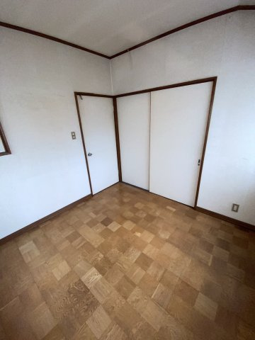 【 売主 】横浜市戸塚区汲沢3丁目　戸建の洋室