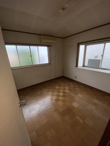 【 売主 】横浜市戸塚区汲沢3丁目　戸建の洋室