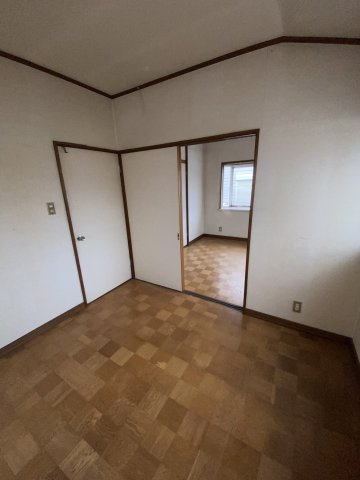 【 売主 】横浜市戸塚区汲沢3丁目　戸建の洋室