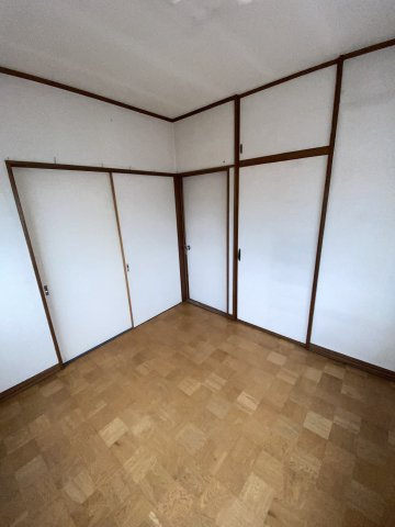 【 売主 】横浜市戸塚区汲沢3丁目　戸建の洋室