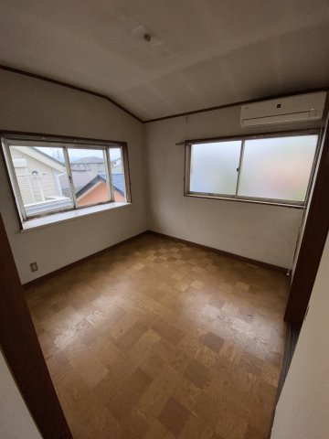 【 売主 】横浜市戸塚区汲沢3丁目　戸建の洋室