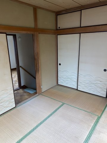 【 売主 】横浜市戸塚区汲沢3丁目　戸建の和室