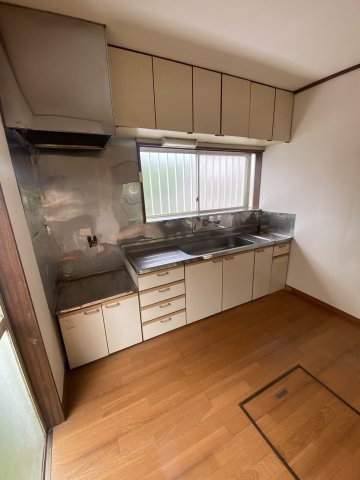 【 売主 】横浜市戸塚区汲沢3丁目　戸建のキッチン