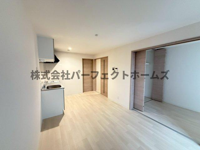 リヴェール長尾の居間・リビング|ゆったり過ごせる居間です