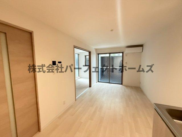 リヴェール長尾の居間・リビング|ゆったりとしたリビングです