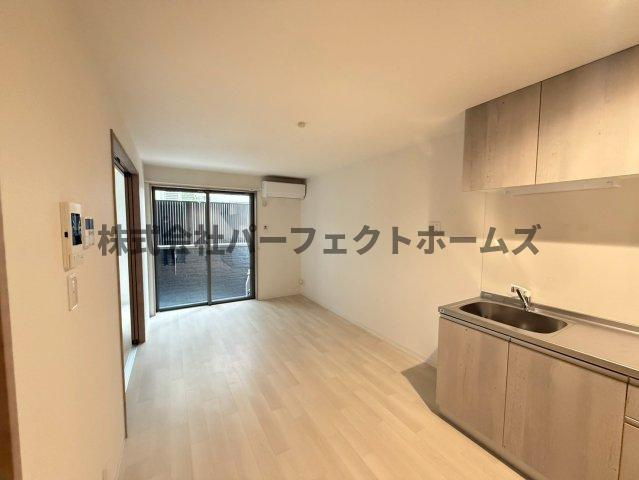 リヴェール長尾の居間・リビング|ゆったりとしたリビングです