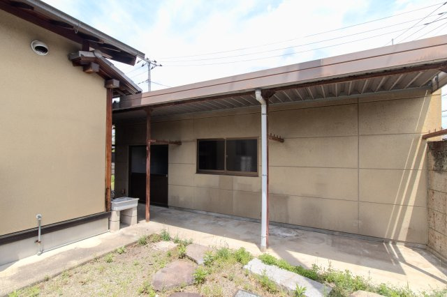 足利市利保町２丁目の中古一戸建の収納