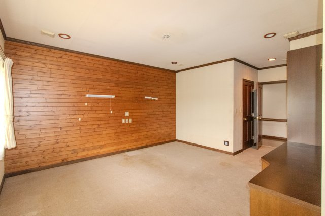 足利市利保町２丁目の中古一戸建の洋室