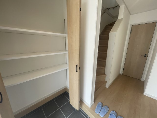 【収納】 | ファミーユS上尾市向山　分譲住宅 | シューズクローゼット
