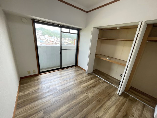 ６５４２０　ナビシティ新岐阜の洋室