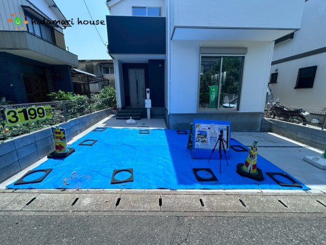 見沼区中川2期　新築戸建　Terrechez01の駐車場