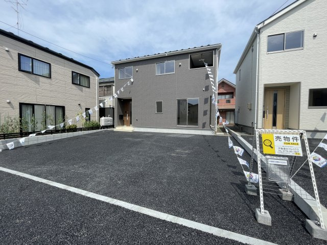 クレイドルガーデン八戸新井田第15の駐車場