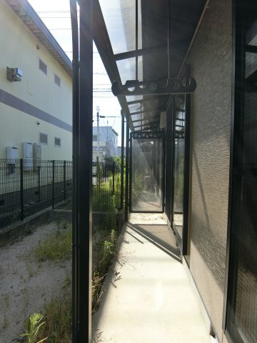 イーストヒルズ　Ⅱ棟のバルコニー
