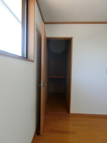 イーストヒルズ　Ⅱ棟の収納