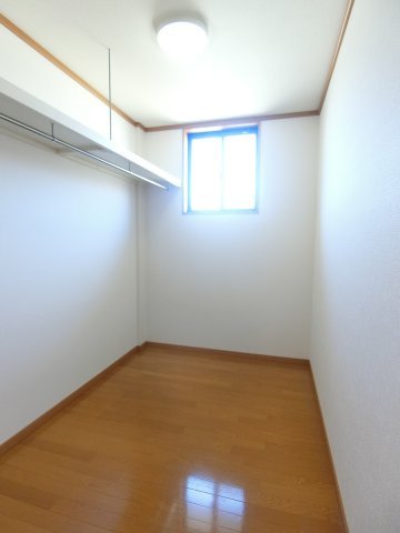 イーストヒルズ　Ⅱ棟の収納