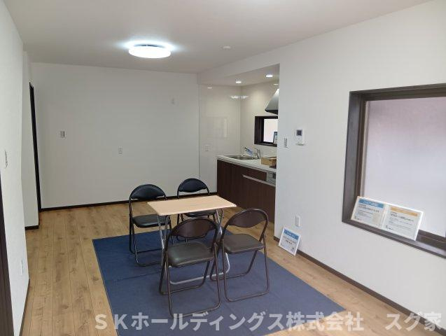 宮津市万年中古戸建の居間・リビング