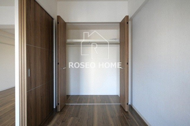 ブルフォルトゥーナ扇町の収納|同マンション別部屋：参考写真