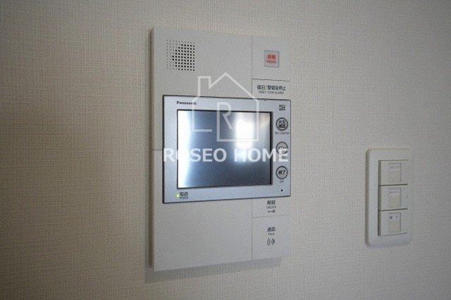 ブルフォルトゥーナ扇町のセキュリティ|同マンション別部屋：参考写真