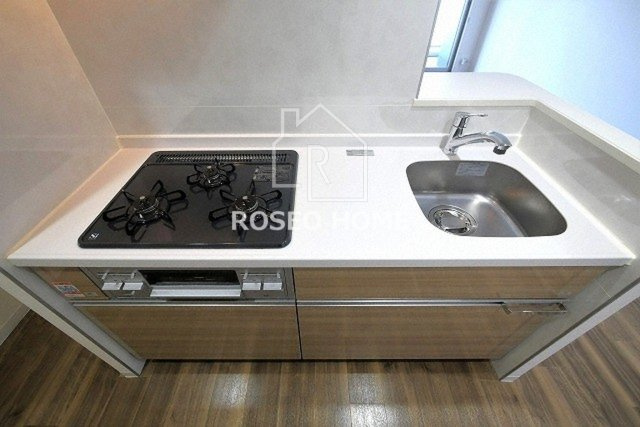 ブルフォルトゥーナ扇町のキッチン|同マンション別部屋：参考写真