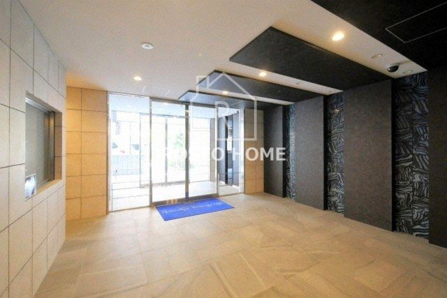 ブルフォルトゥーナ扇町のロビー