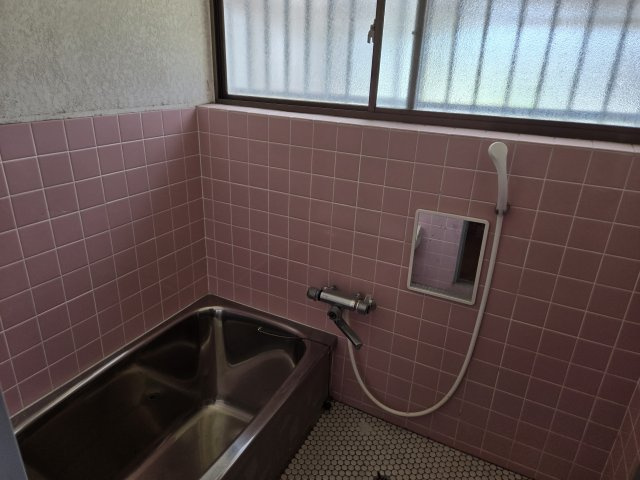 揖斐川町中古の浴室