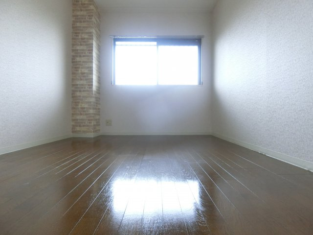 ドミール仲谷1号館の子供部屋|同物件別部屋イメージ写真