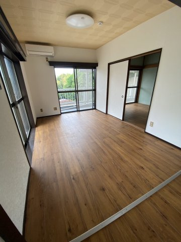 【 売主 】横浜市中区本牧町1丁目　戸建の居間・リビング|2階