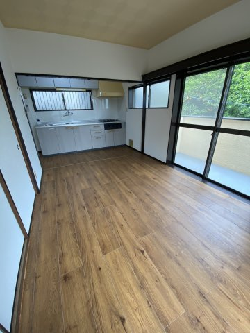 【 売主 】横浜市中区本牧町1丁目　戸建の居間・リビング|2階