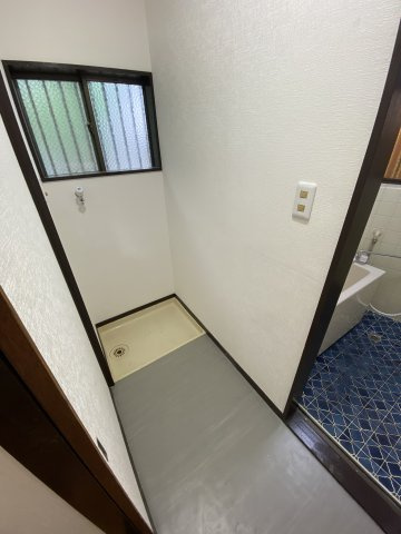 （ご成約済）【 売主 】横浜市中区本牧町1丁目　戸建の脱衣所|2階