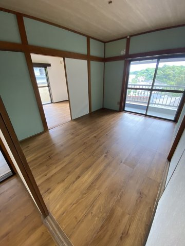 【 売主 】横浜市中区本牧町1丁目　戸建の洋室|2階