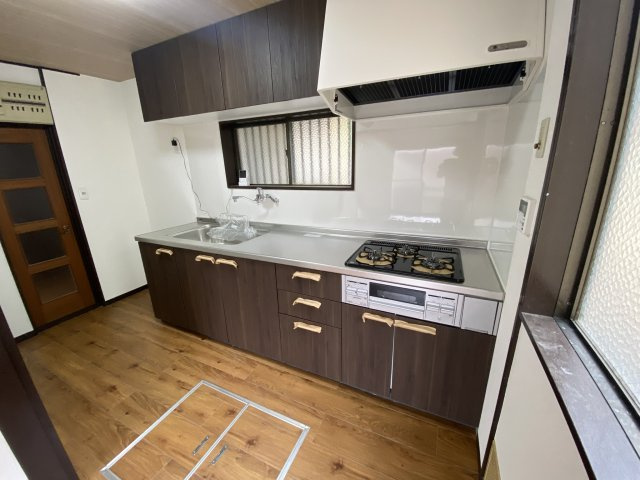 【 売主 】横浜市中区本牧町1丁目　戸建のキッチン|1階