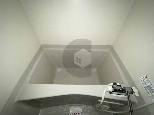 東大阪市衣摺５丁目のハイツの浴室