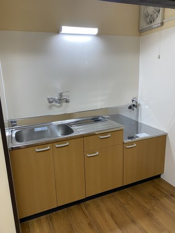 【 売主 】横浜市保土ケ谷区岩井町　戸建のキッチン