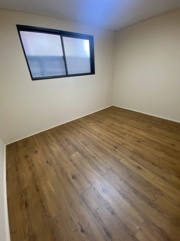 【 売主 】横浜市保土ケ谷区岩井町　戸建の居間・リビング