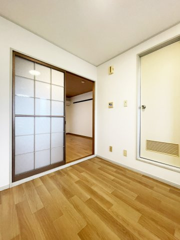 プレジール南昭和の居間・リビング