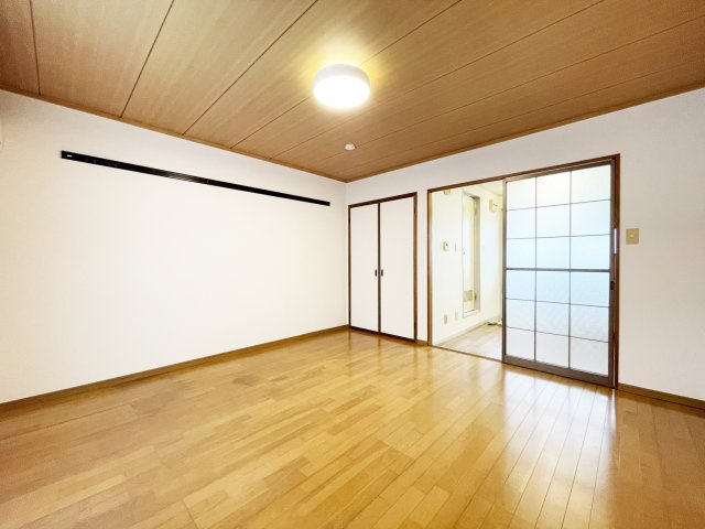 プレジール南昭和の居間・リビング